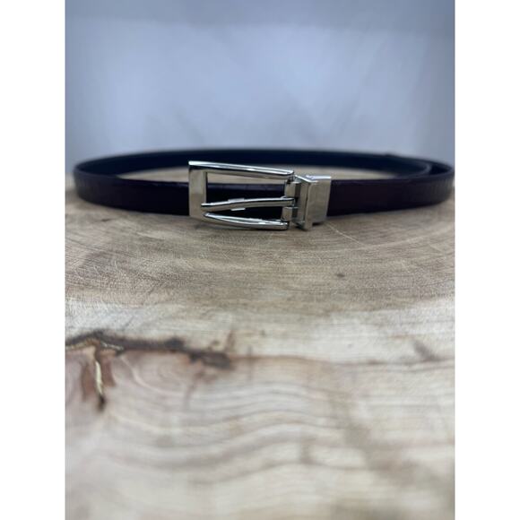 Men’s Reversible Alligator Pattern Dress Belt - (Size Medium) Black & Brown - Picture 2 of 16